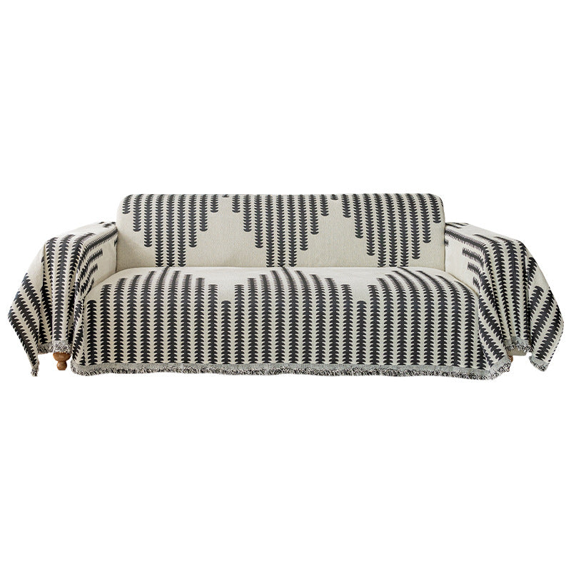 Comfortable chenille double-sided sofa protector, all-season use and a stylish furniture upgrade.