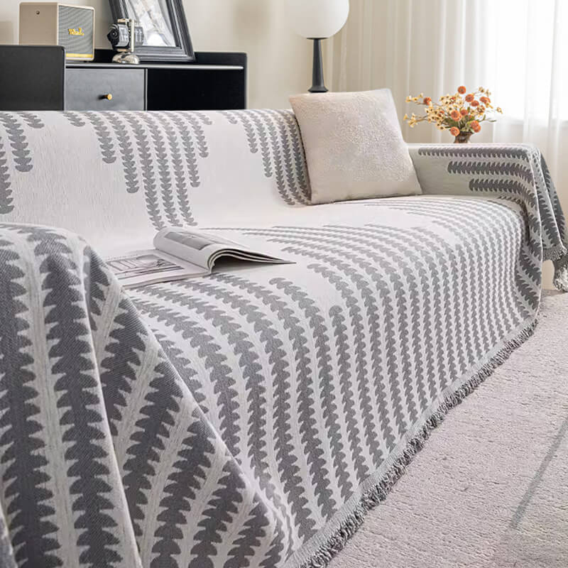 Elegant chenille couch cover, double-sided versatility & anti-scratch features for all seasons.