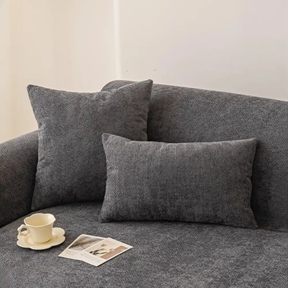 Easy-care chenille couch cover, non-slip and water-repellent, perfect for busy households.