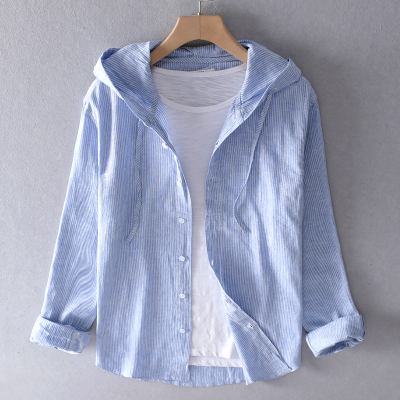 Elegant women's blouse with long sleeves, perfect for casual or chic everyday outfits. Comfortable fit.