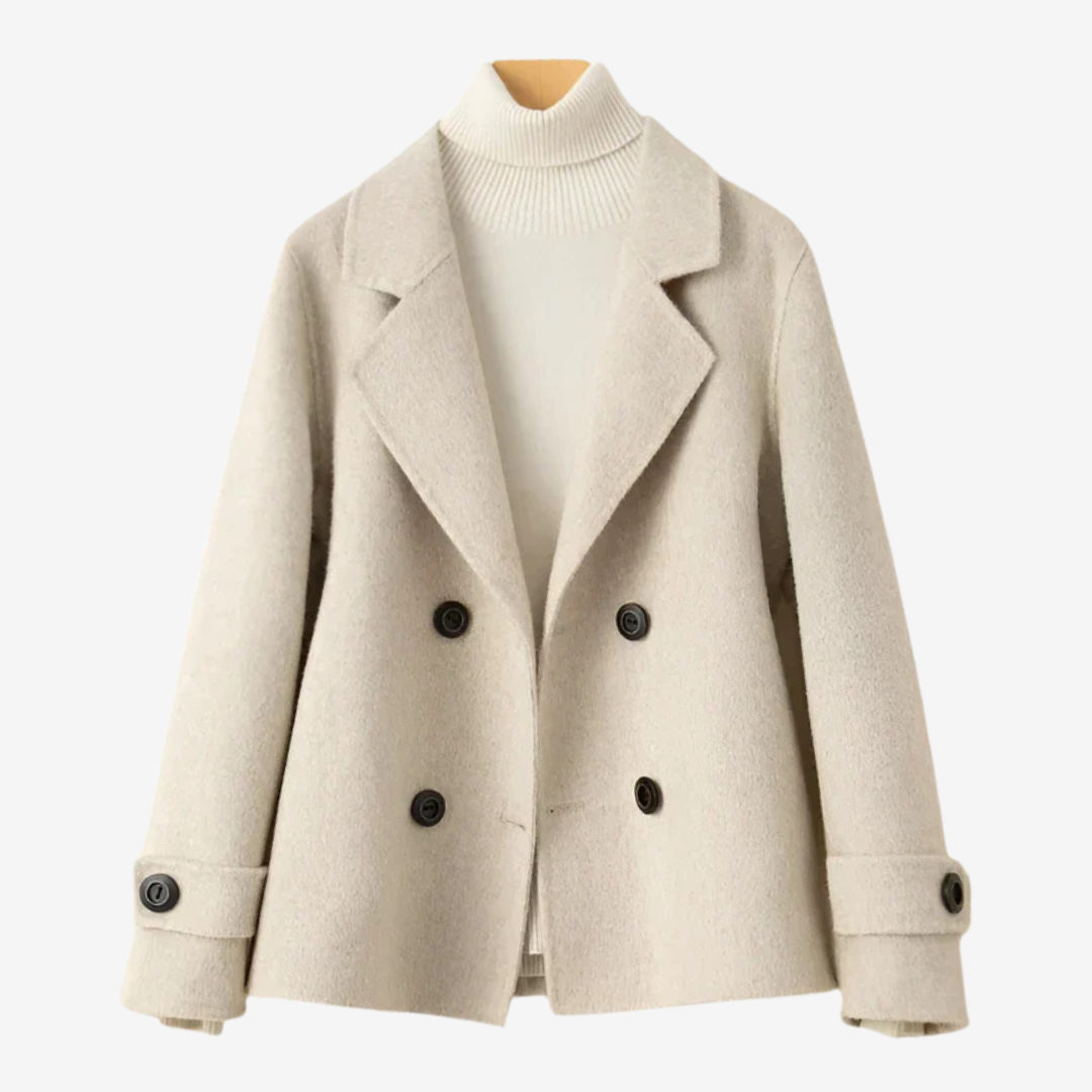 Comfortable women's tailored blazer. Versatile chic outerwear, perfect for all-season elegant fashion.