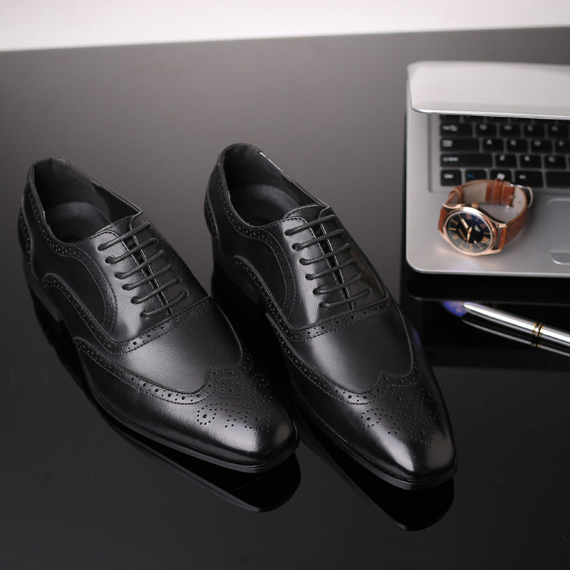 Comfortable men's formal Oxford brogues, combining classic style with all-day wearability.