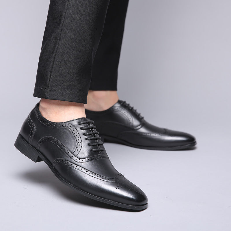 High-quality men's Oxford brogue shoes in a rich brown finish, perfect for dapper looks.