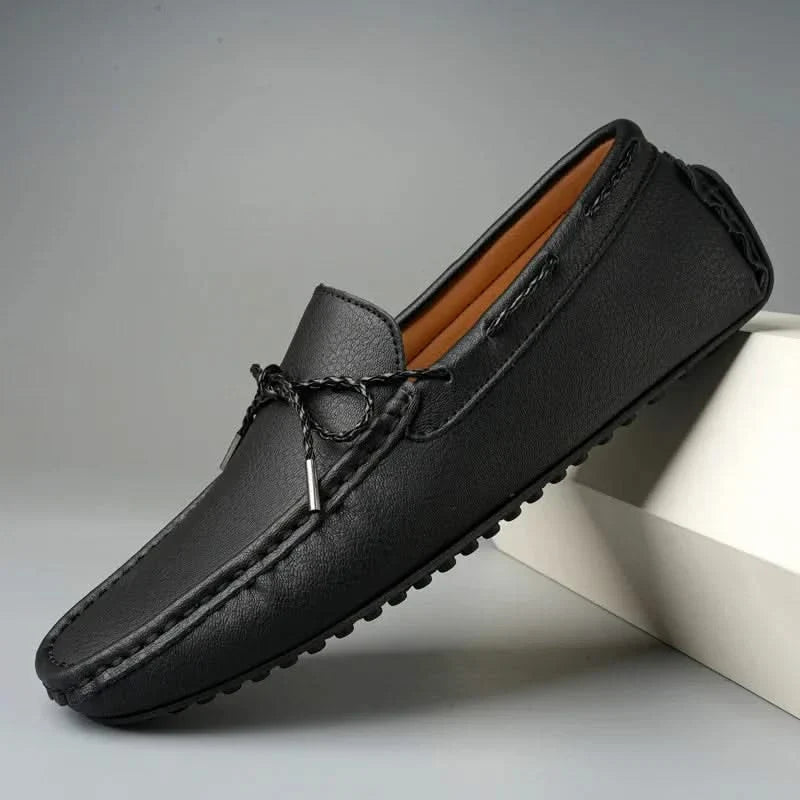Classic men's slip-on loafers. Comfortable, versatile footwear for dress or casual looks, ideal everyday men's shoes.