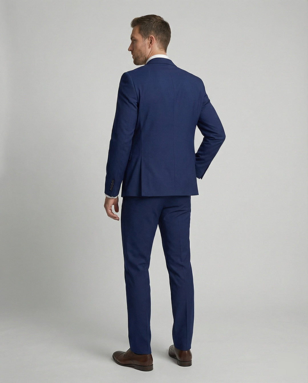 Structured men's business suit, a sharp professional outfit ideal for office and corporate events.