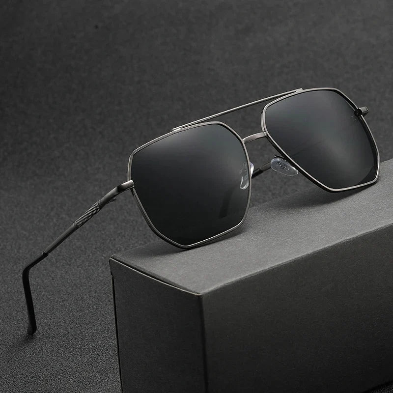 Gold Horizon classic aviator sunglasses for men & women, stylish UV protection eyewear, lightweight & durable.
