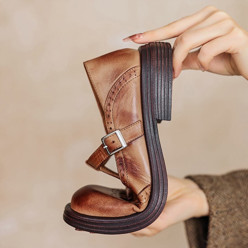 Comfortable women's Mary Jane sandals, a classic casual shoe with buckle strap for stylish daily wear.