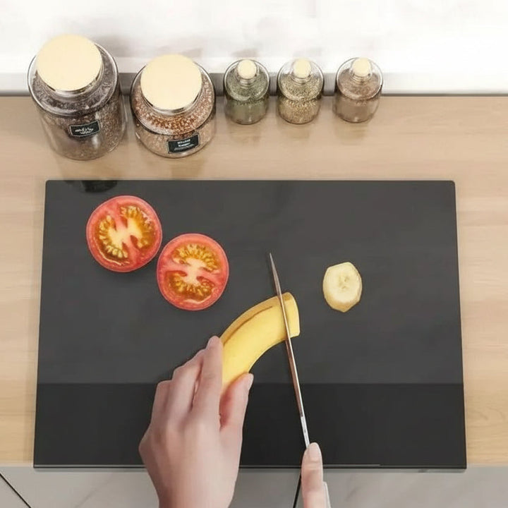 Transparent Acrylic Cutting Board with Edge Lip, Non-Slip Design for Safe & Hygienic Food Prep.