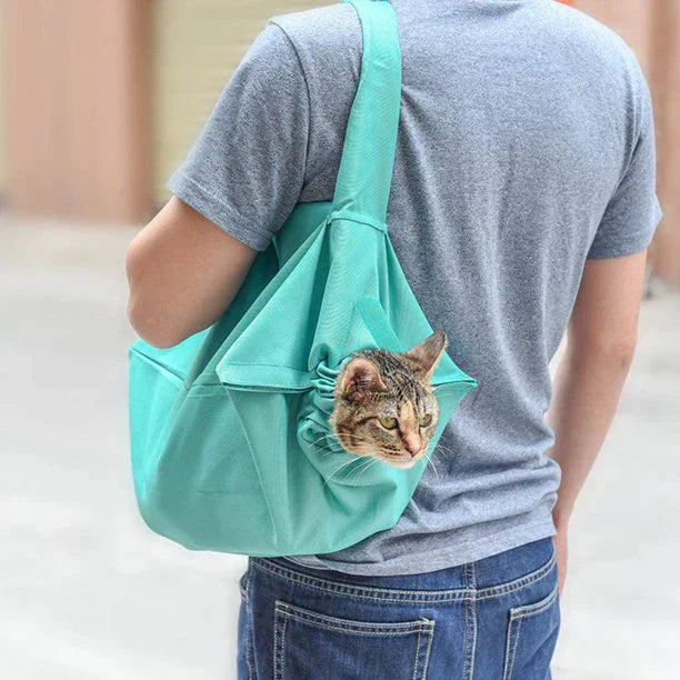 Comfortable pet travel bag with mesh windows for cats, perfect for safe animal transport