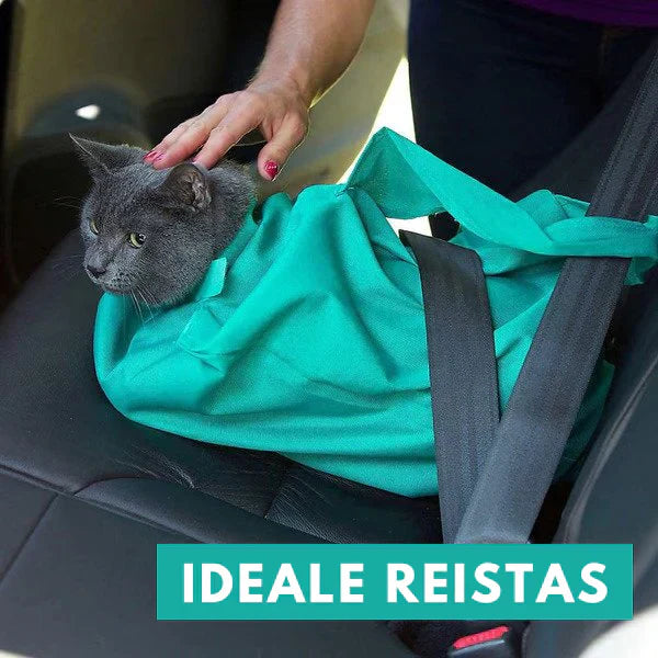 Portable pet accessory with handle & shoulder strap, comfortable cat carrier for easy transport