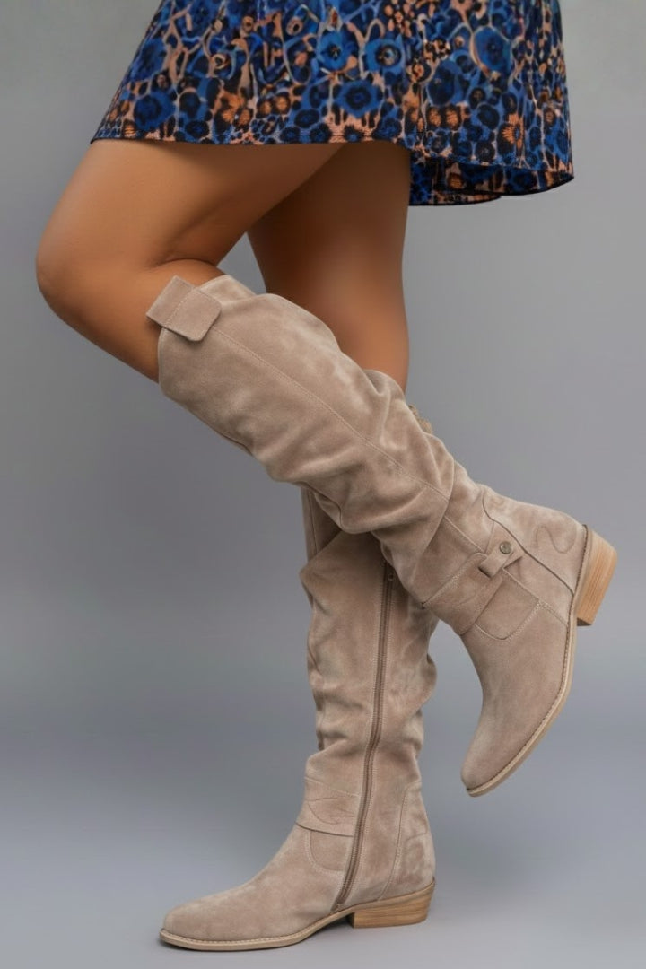 Versatile women's flat heel boots, knee-high design for winter and fall comfort.