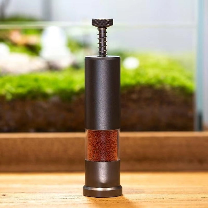 Durable aluminum automatic fish feeder, ideal for small aquariums and daily fish food dispensing