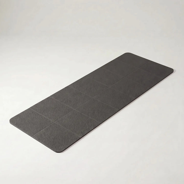 High-quality TPE foldable travel yoga mat, offering comfortable support for all levels of pilates & exercise.