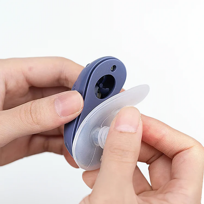 Achieve quiet, comfortable sleep with this compact, hoseless micro CPAP machine for sleep apnea sufferers.
