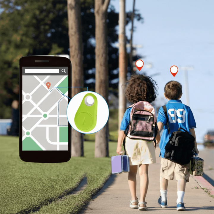 GPS item locator device attached to a keyring. Tracks valuables & belongings in real-time.