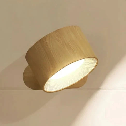 Flexible LED wall light: magnetic, rechargeable, & dimmable. Pivoting head for perfect wireless home lighting.