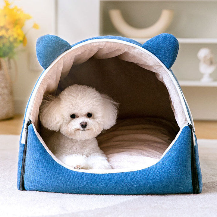 Plush 2-in-1 pet bed with bear ears, ideal as a warm dog house or a comfortable cat mat, durable