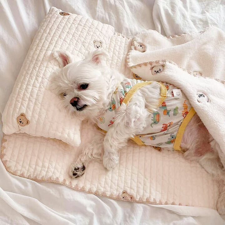 Plush dog bed & quilt set with charming animal embroidery, providing ultimate pet comfort