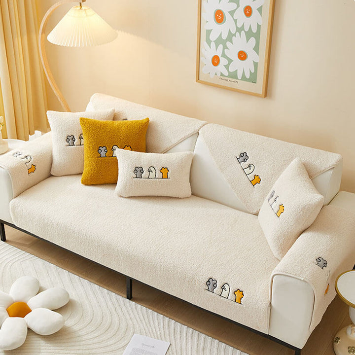 Comfortable cat paw sherpa fleece anti-slip couch cover for pet-friendly living spaces