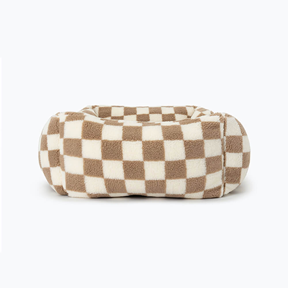 High-quality checkerboard pet bed, soft and durable, ideal for cats and small dogs, luxury washable