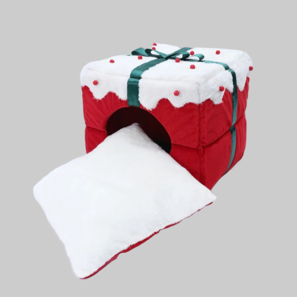 Warm pet bed, 'New4' covered style with holiday print and non-slip base for cozy pet naps