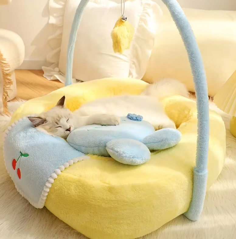 Cozy duck-shaped cat bed in soft yellow fabric, perfect for cat comfort and relaxation.