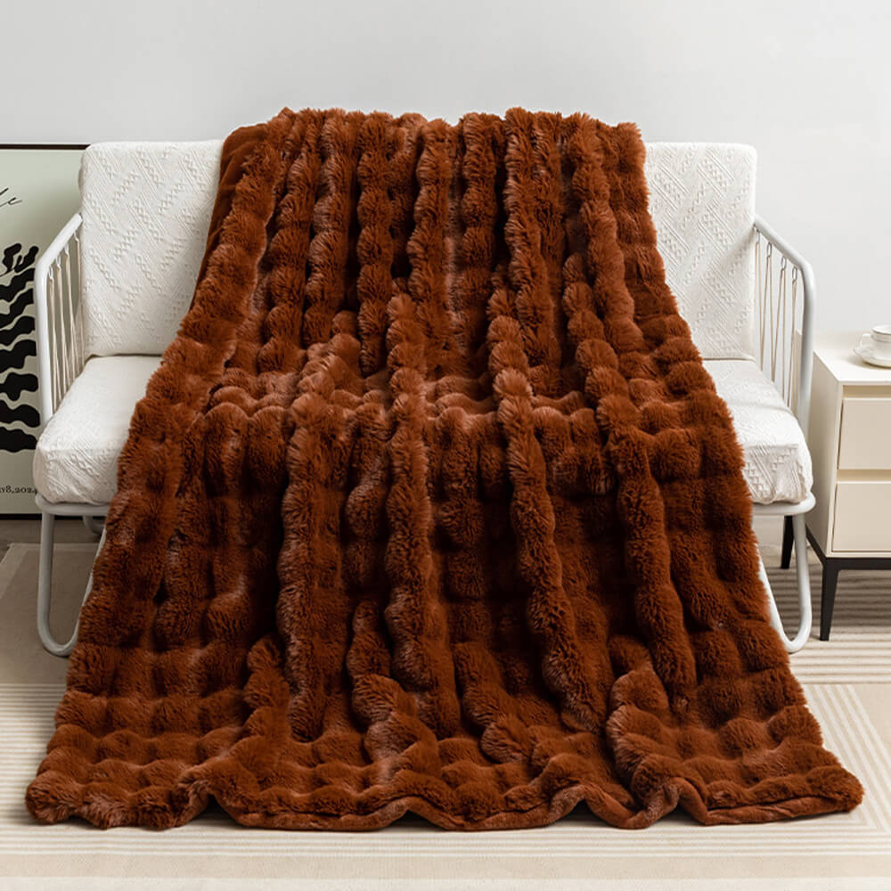 Premium faux fur bubble blanket and matching pillowcase for a stylish and cozy home