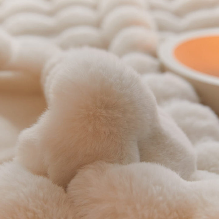 Hypoallergenic rabbit fur bubble blanket, perfect for snuggling, with coordinating pillowcase