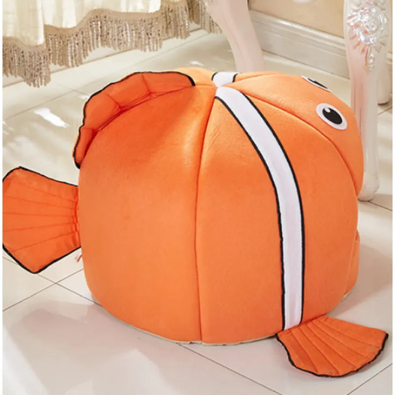 Stylish fish design cat bed, a cozy and washable pet house for cats