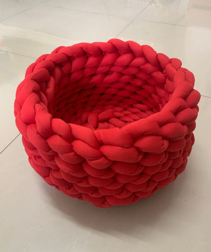 Modern pet furniture: a stylish knitted cat bed for ultimate feline comfort and home decor.