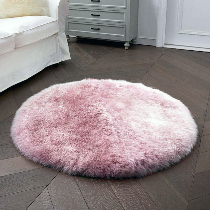 New4 long pile faux sheepskin rug for a Scandinavian or modern home decor style