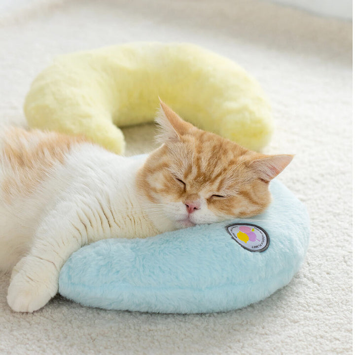 Washable pet comfort pillow, soft bedding for dogs and cats, plush and cozy