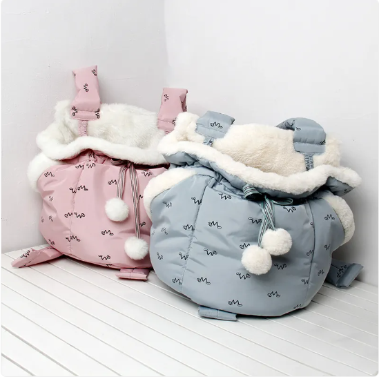 Pet supplies: Cozy Pet Retreat Bag, a fleece-lined car cat bed for ultimate warmth.