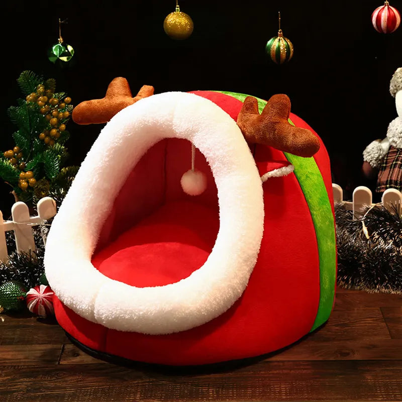 Plush pet house: cute kitten design cat bed for ultimate feline comfort and security.