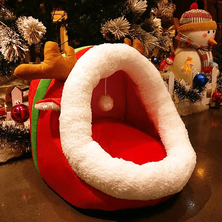 Luxury pet bed: soft plush cat cave with charming kitten design, an animal furniture essential.