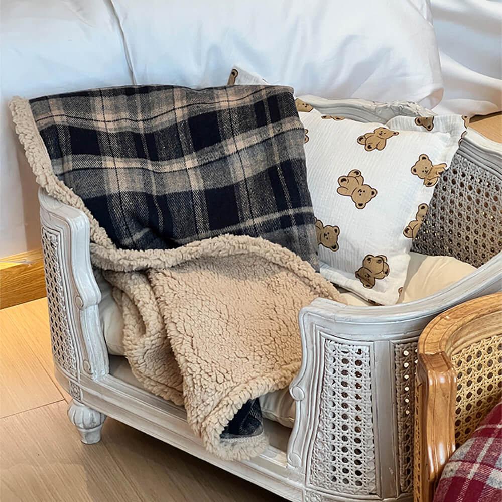 Comfortable pet cozy plaid sherpa fleece blanket, perfect for dog beds & carriers.