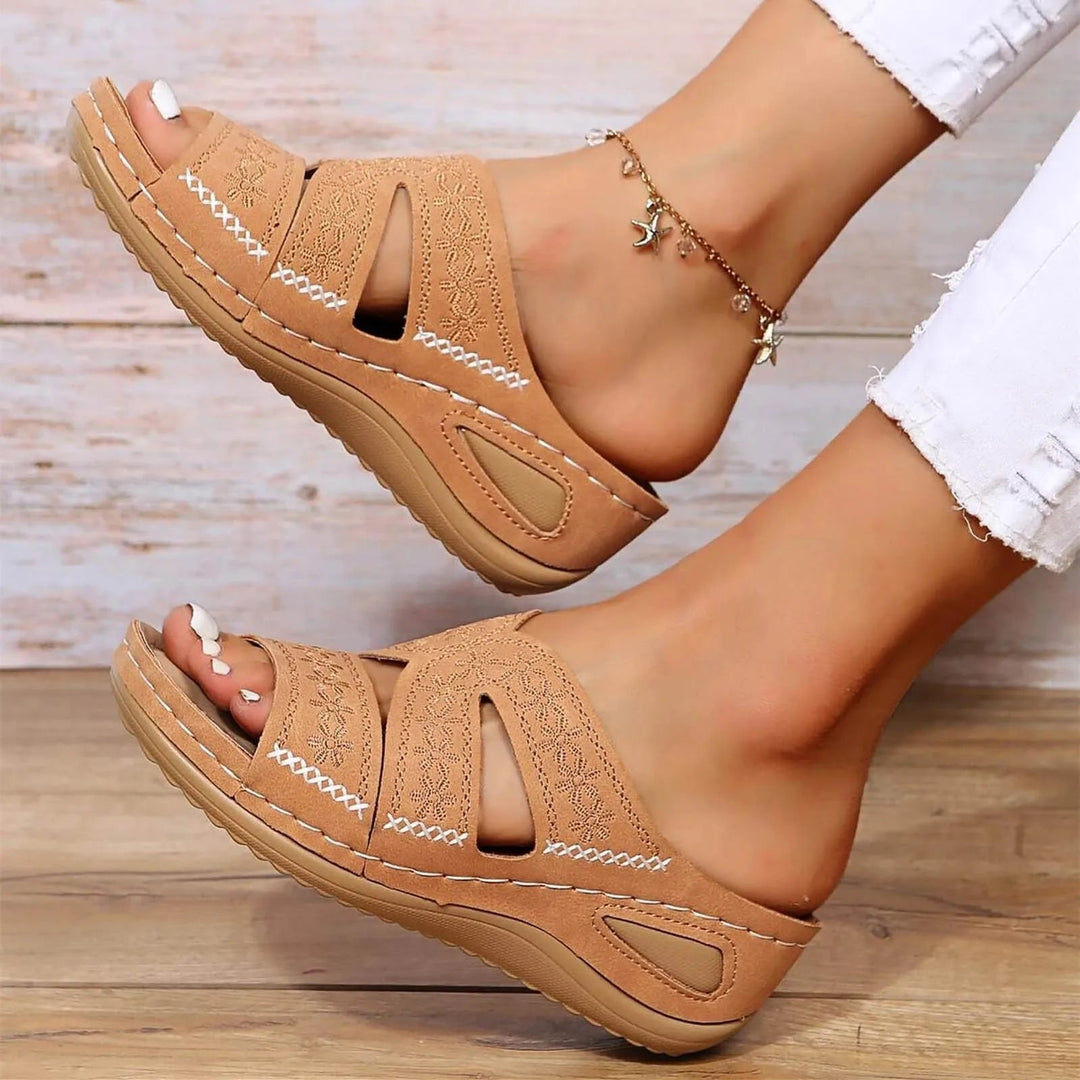 Women's adjustable orthopedic cross-strap sandals for comfort & foot support. Ideal for walking & summer.