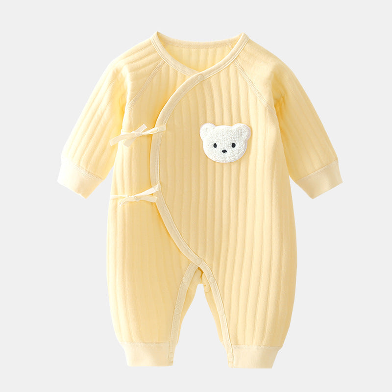 Cozy infant one-piece bodysuit with adorable bear applique, ideal for baby fashion in spring & autumn.