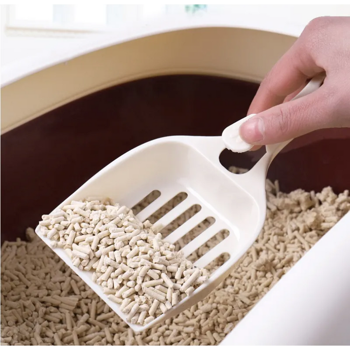 Ergonomic cat litter scoop with decorative cat head handle, pet cleaning tool for feline care