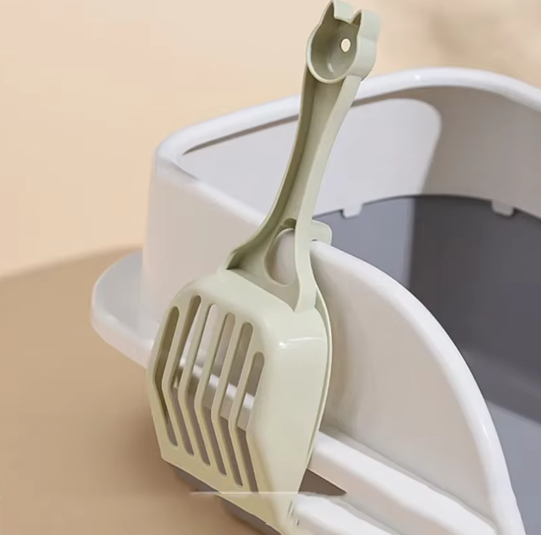 Practical pet supplies: cat head design litter scoop for quick and easy cat litter box maintenance