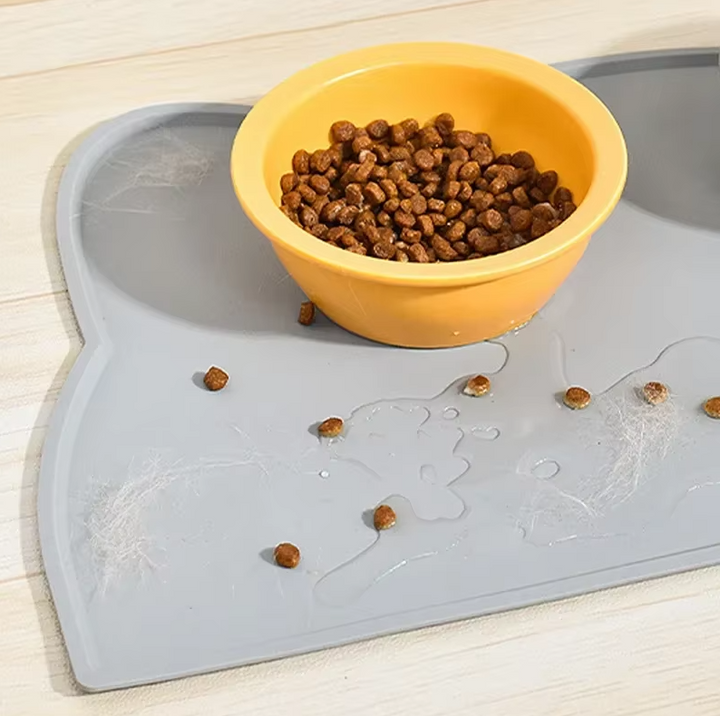 Cat care non-slip mat, cat-shaped silicone to stabilize pet bowls and maintain feeding station hygiene.