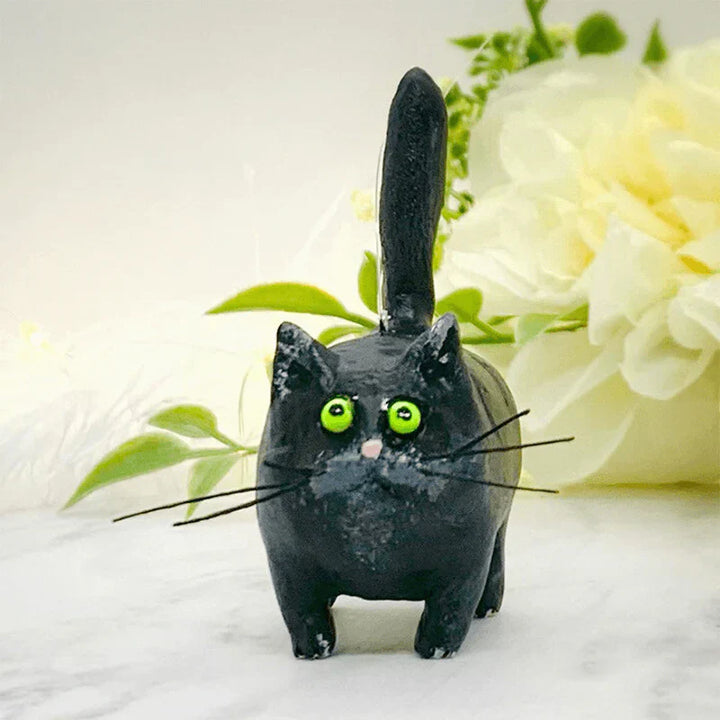 Charming cat ornament for Christmas tree, a unique pet-themed decoration and gift.