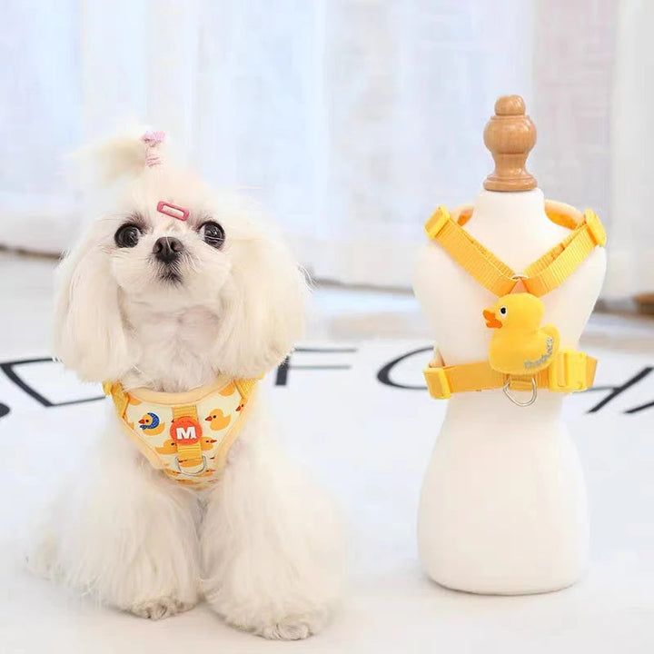 Adjustable puppy comfort harness with adorable duck design and matching leash for small pet accessories.
