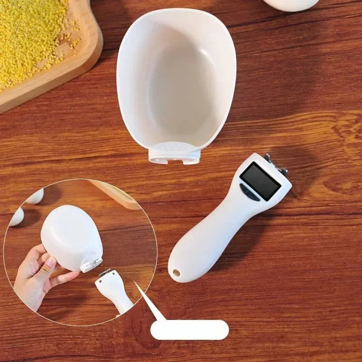 Pet food measuring scoop featuring a removable digital scale for easy cleaning and accurate portion control