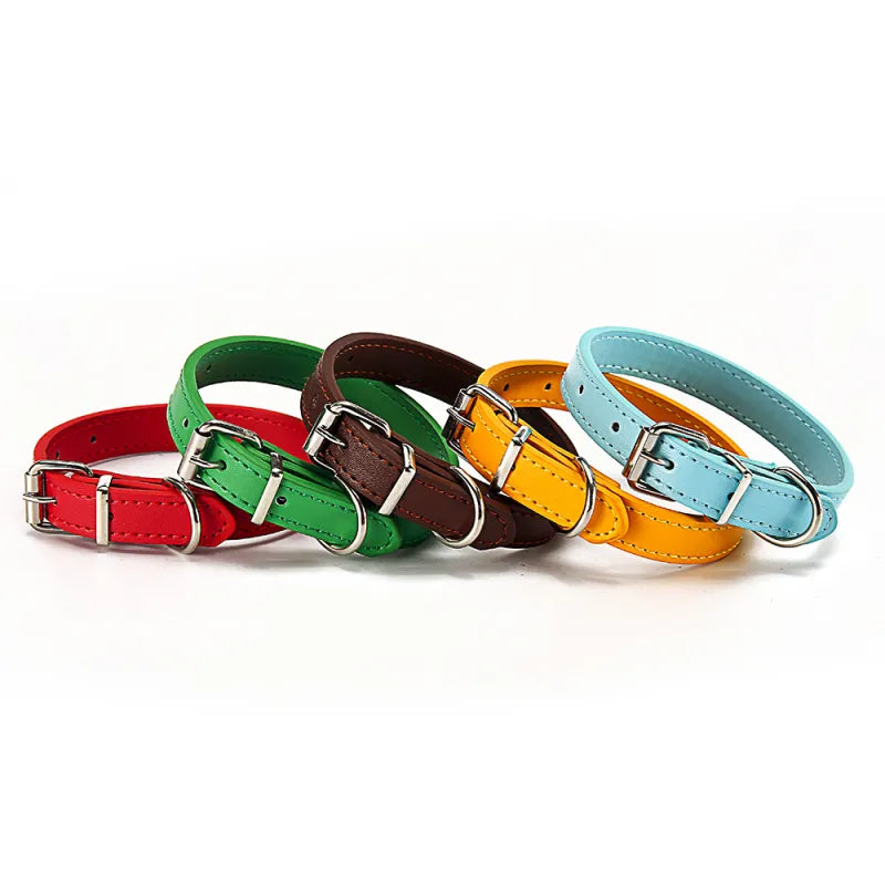 Brown genuine leather dog collar, a durable and stylish pet accessory for daily walks