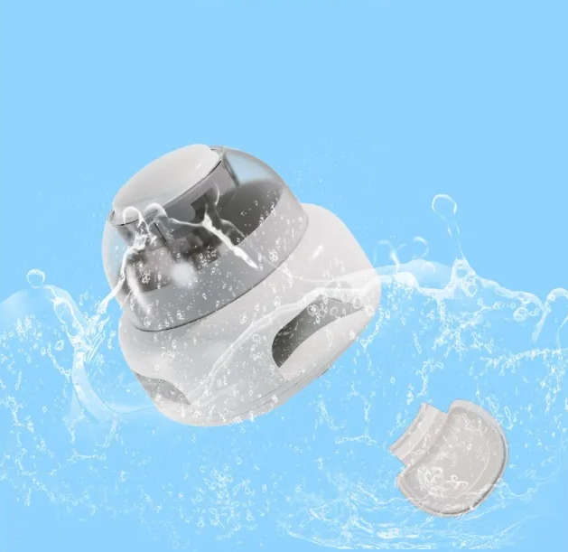 Thinking and food dog feeder with transparent design, an essential pet supply for controlled portions