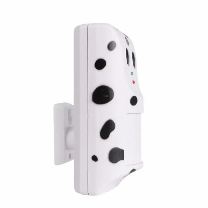 Portable ultrasonic dog bark control device, perfect for walks and outdoor training