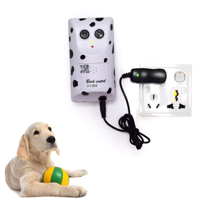 Small, handheld ultrasonic pet training device, for effective bark control