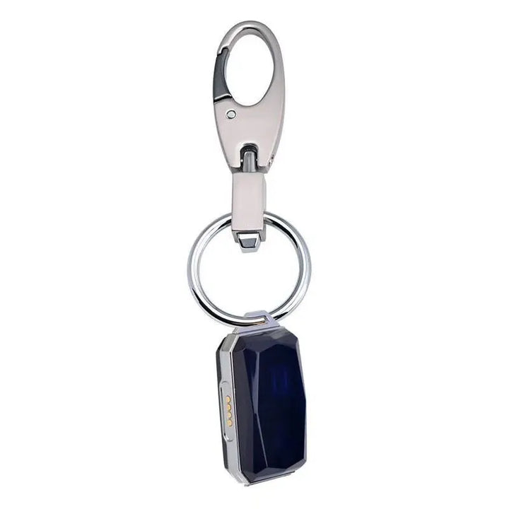 Pet safety system: dog GPS tracker and durable collar, ready for adventurous dogs