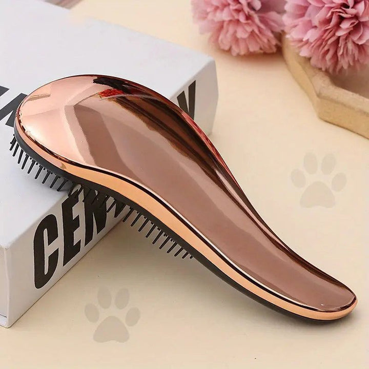 Durable animal brush for dogs, designed for hair removal, grooming, and comfortable massage